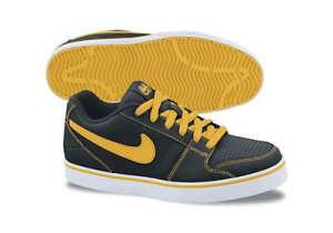 Topánky Nike Ruckus Low Jr 409296-010